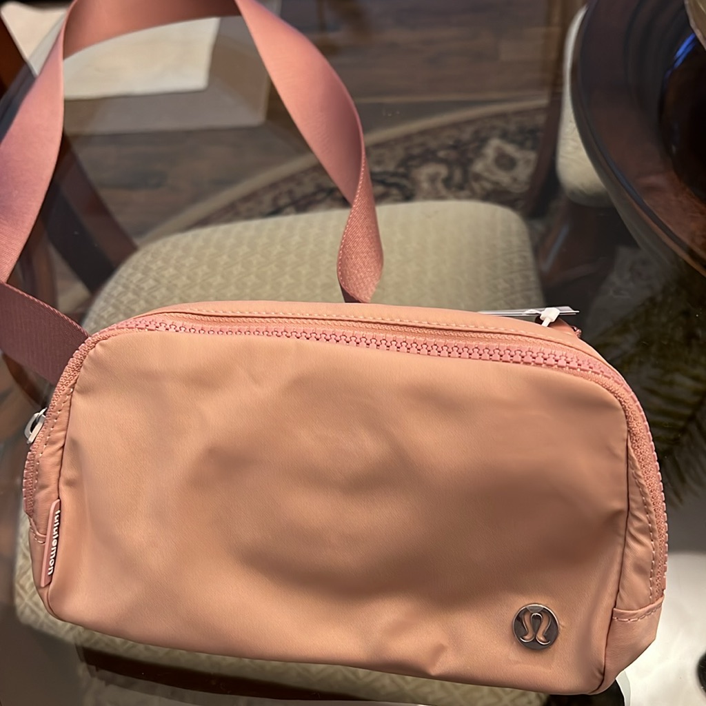 Lululemon Pink Fitness Waist Bag Brand New